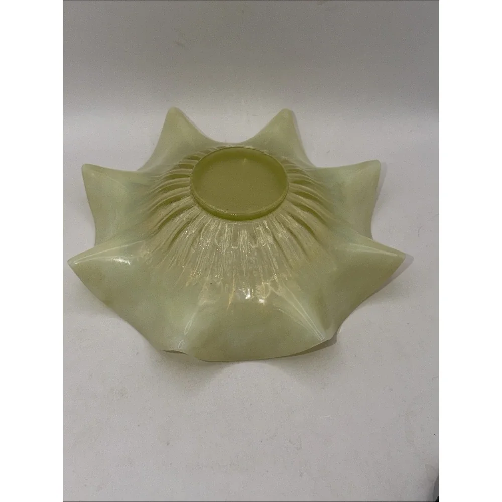 Vaseline/Uranium Northwood Klondyke Opalescent Ruffled Bowl Antique